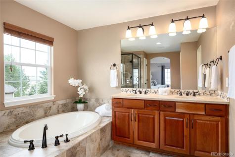 4709 Raven Run Broomfield CO 80023