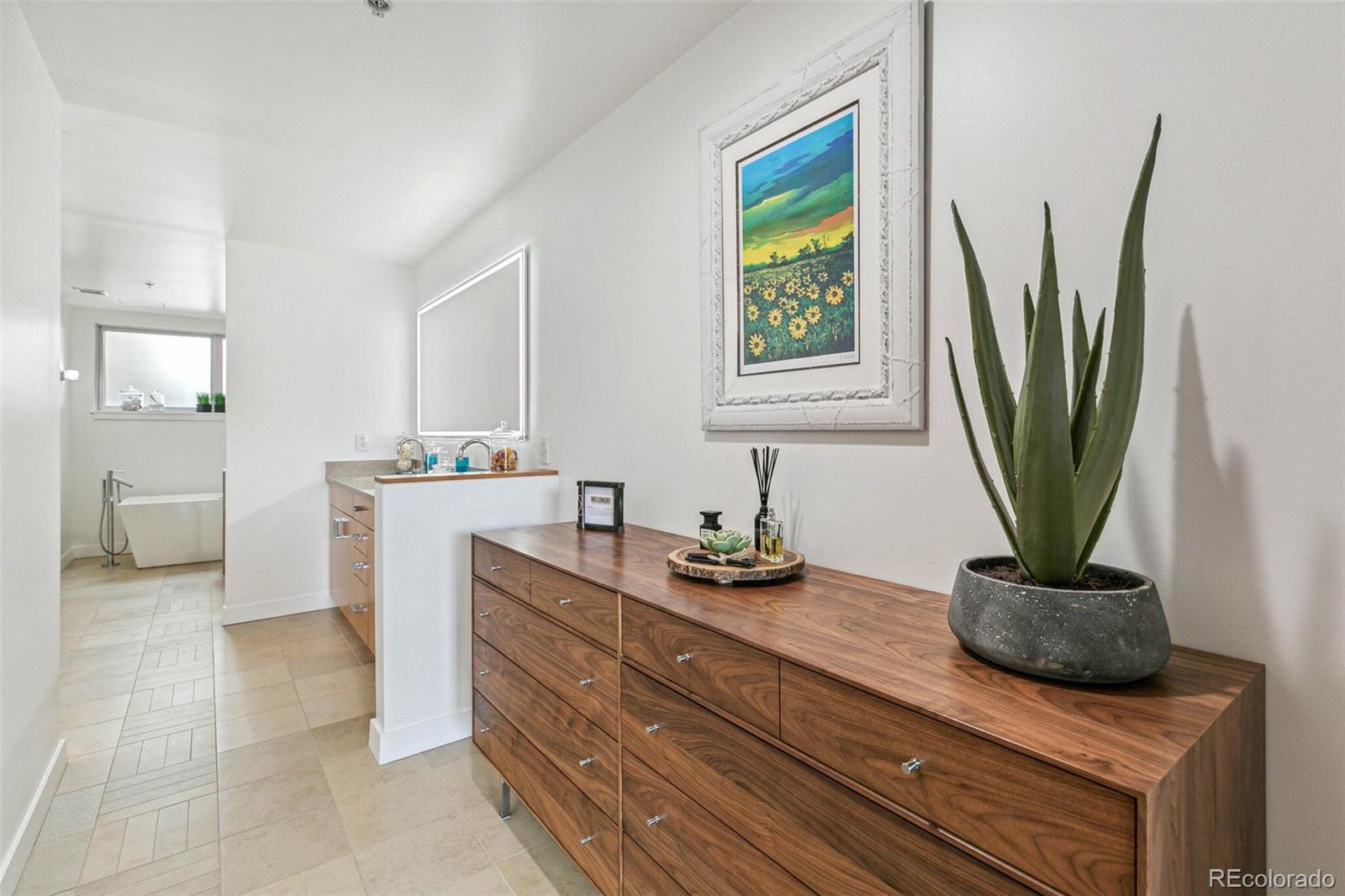 2229 Blake Street Denver CO 80205