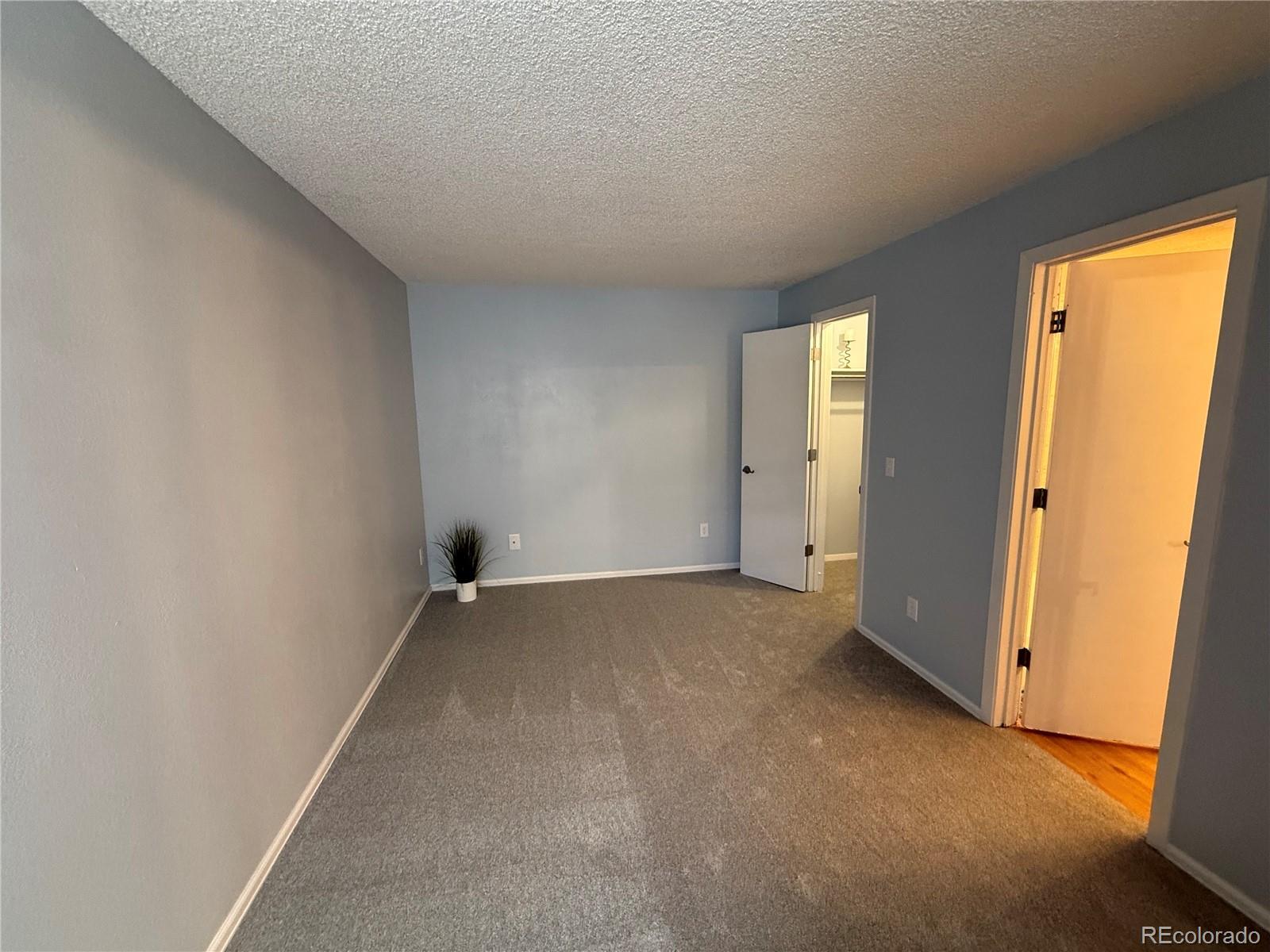 910 S Dawson Way Aurora CO 80012