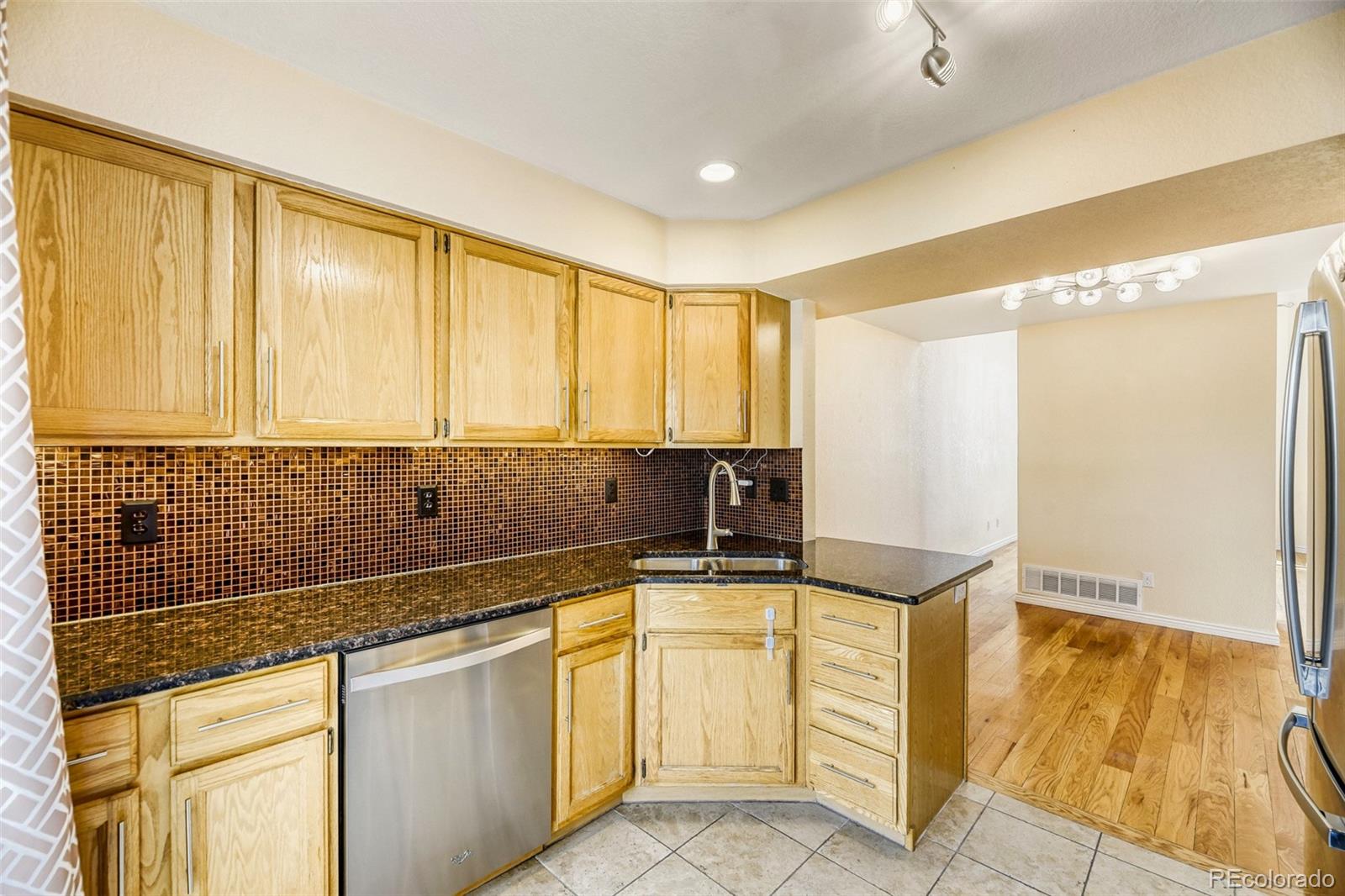 2083 S Xenia Way Denver CO 80231