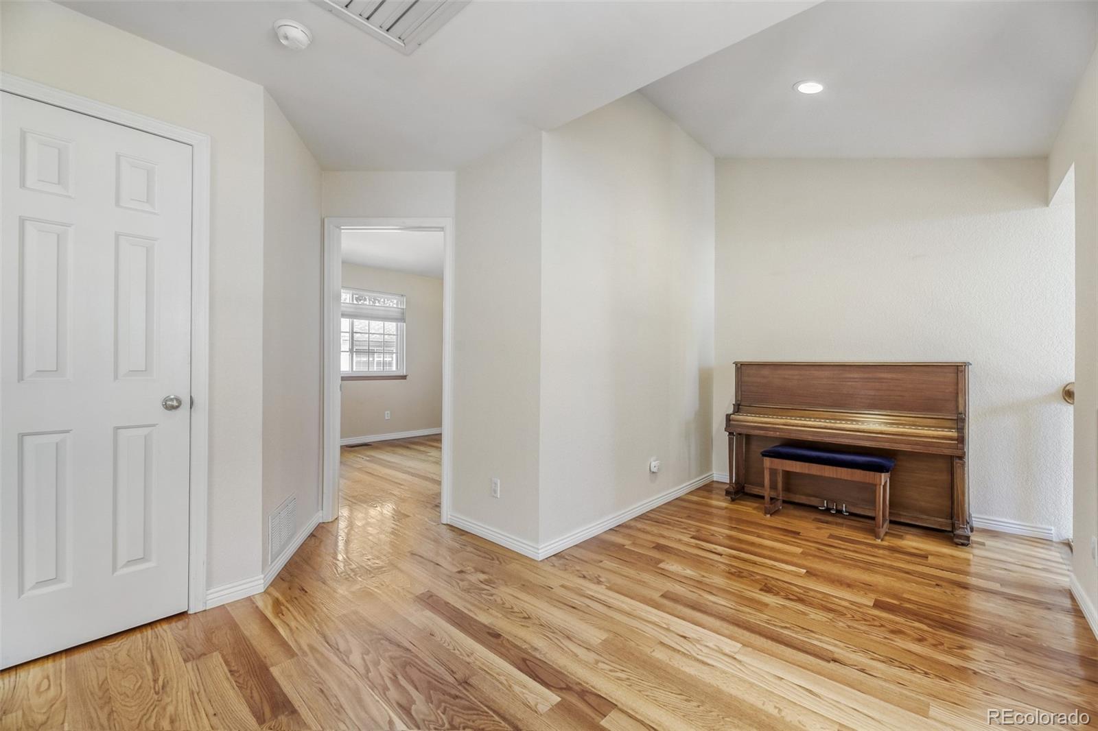 2083 S Xenia Way Denver CO 80231