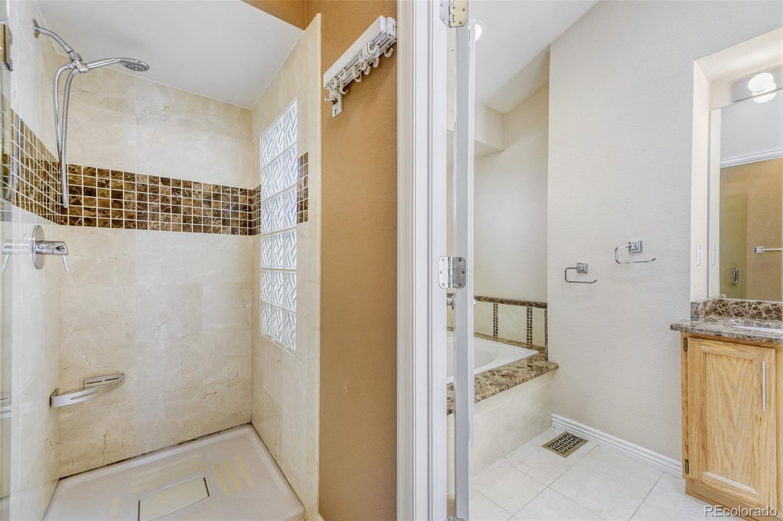 2083 S Xenia Way Denver CO 80231
