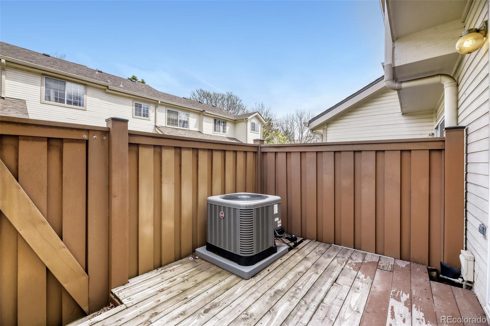2083 S Xenia Way Denver CO 80231
