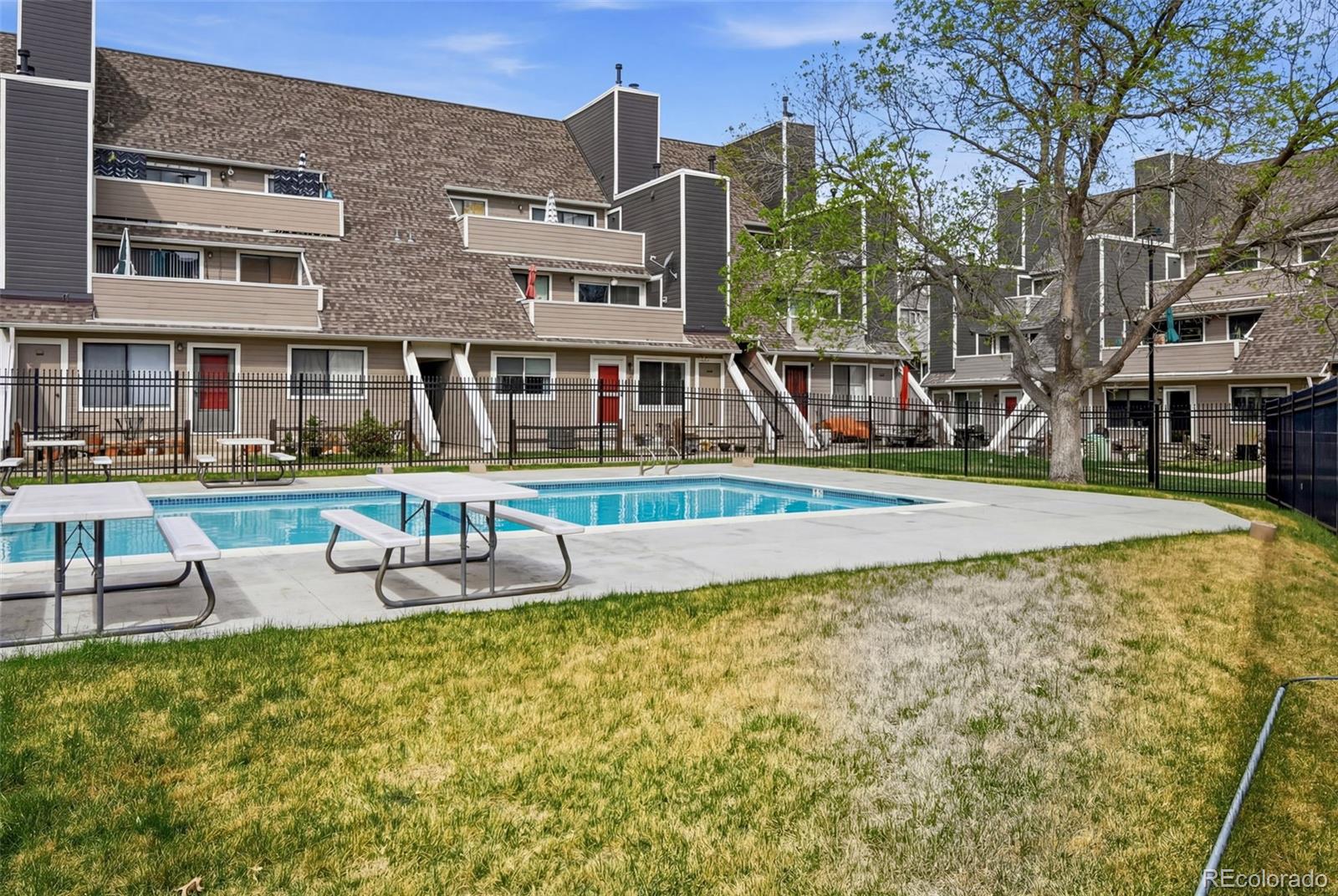 5250 S Huron Way Littleton CO 80120