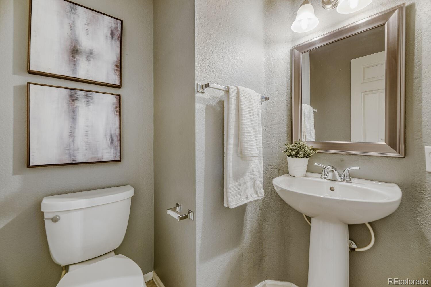 19174 E Wyoming Drive Aurora CO 80017