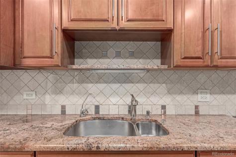 7865 E Mississippi Avenue Denver CO 80247