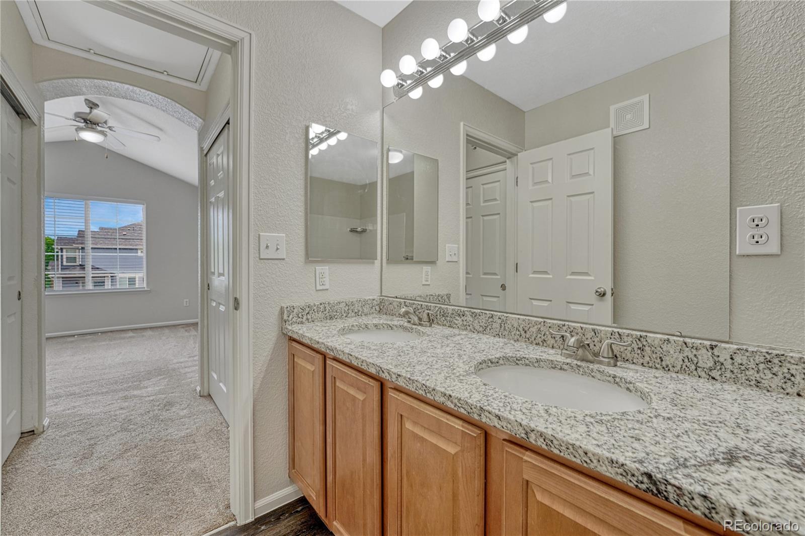 5255 Memphis Street Denver CO 80239