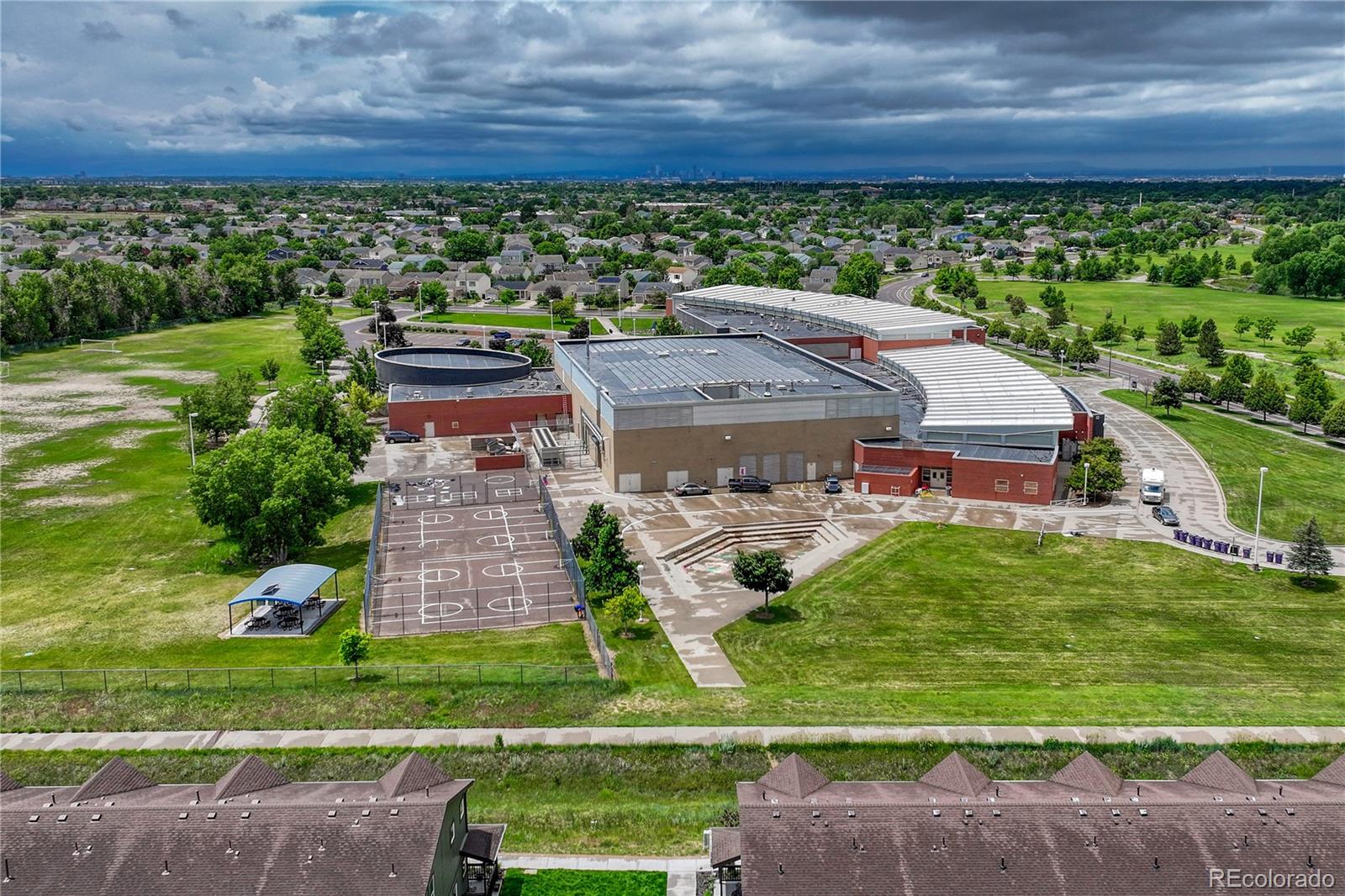 5255 Memphis Street Denver CO 80239