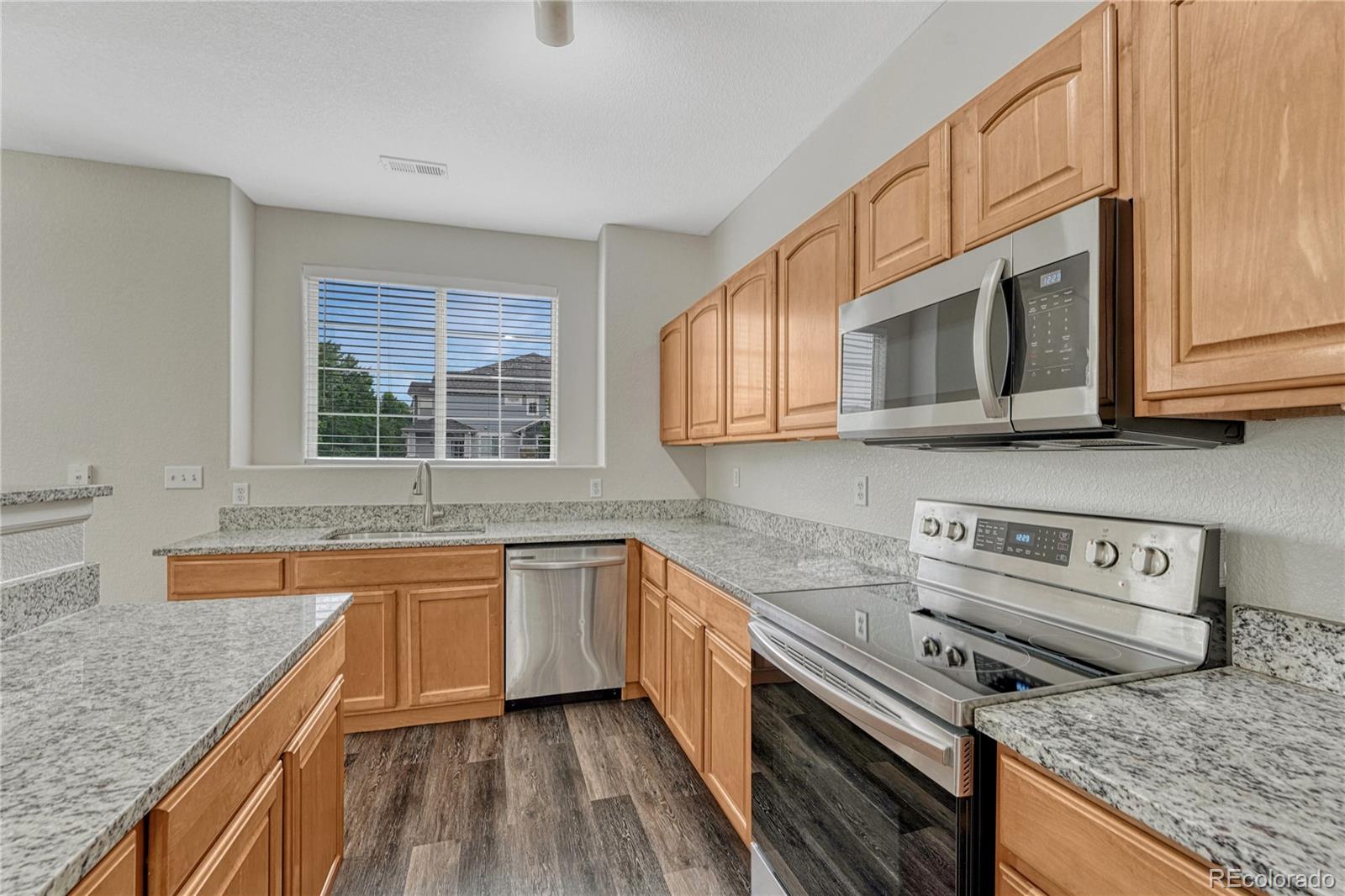 5255 Memphis Street Denver CO 80239