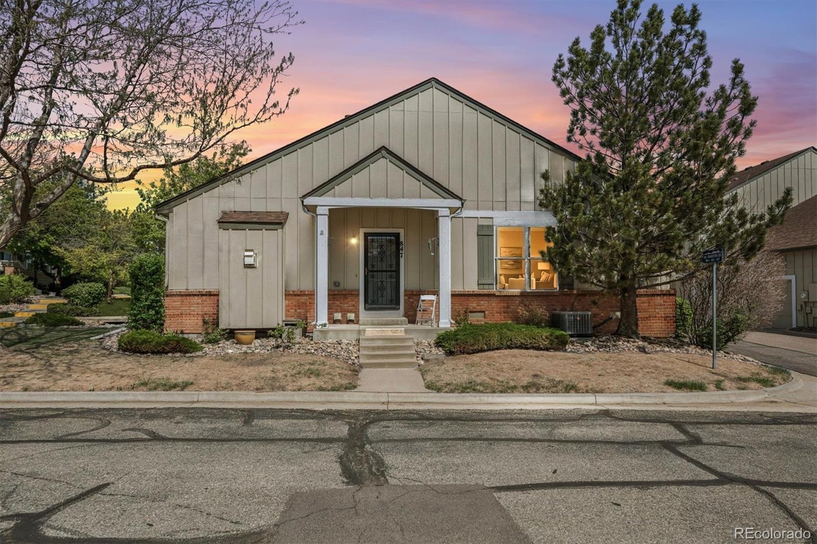 847 S Evanston Circle Aurora CO 80012