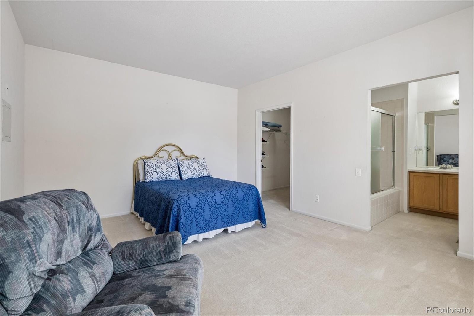 847 S Evanston Circle Aurora CO 80012