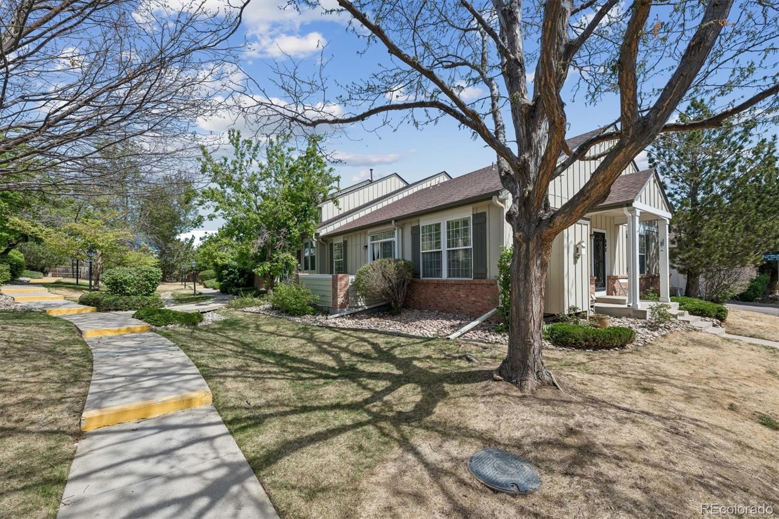 847 S Evanston Circle Aurora CO 80012