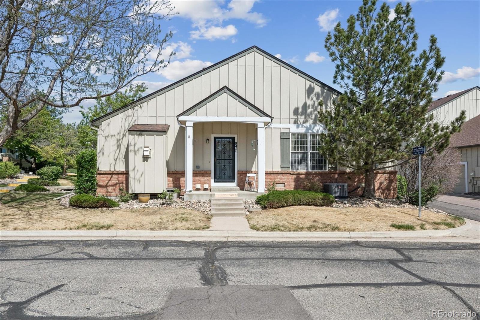 847 S Evanston Circle Aurora CO 80012