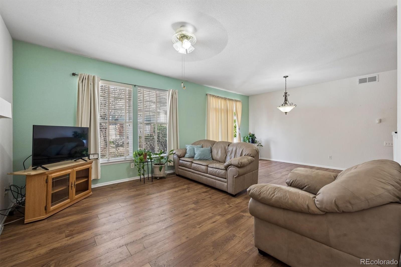 847 S Evanston Circle Aurora CO 80012