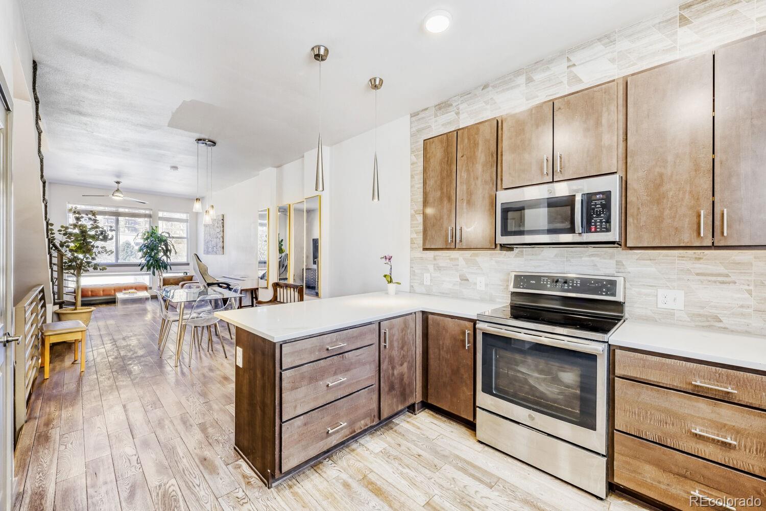 2200 Tremont Place Denver CO 80205
