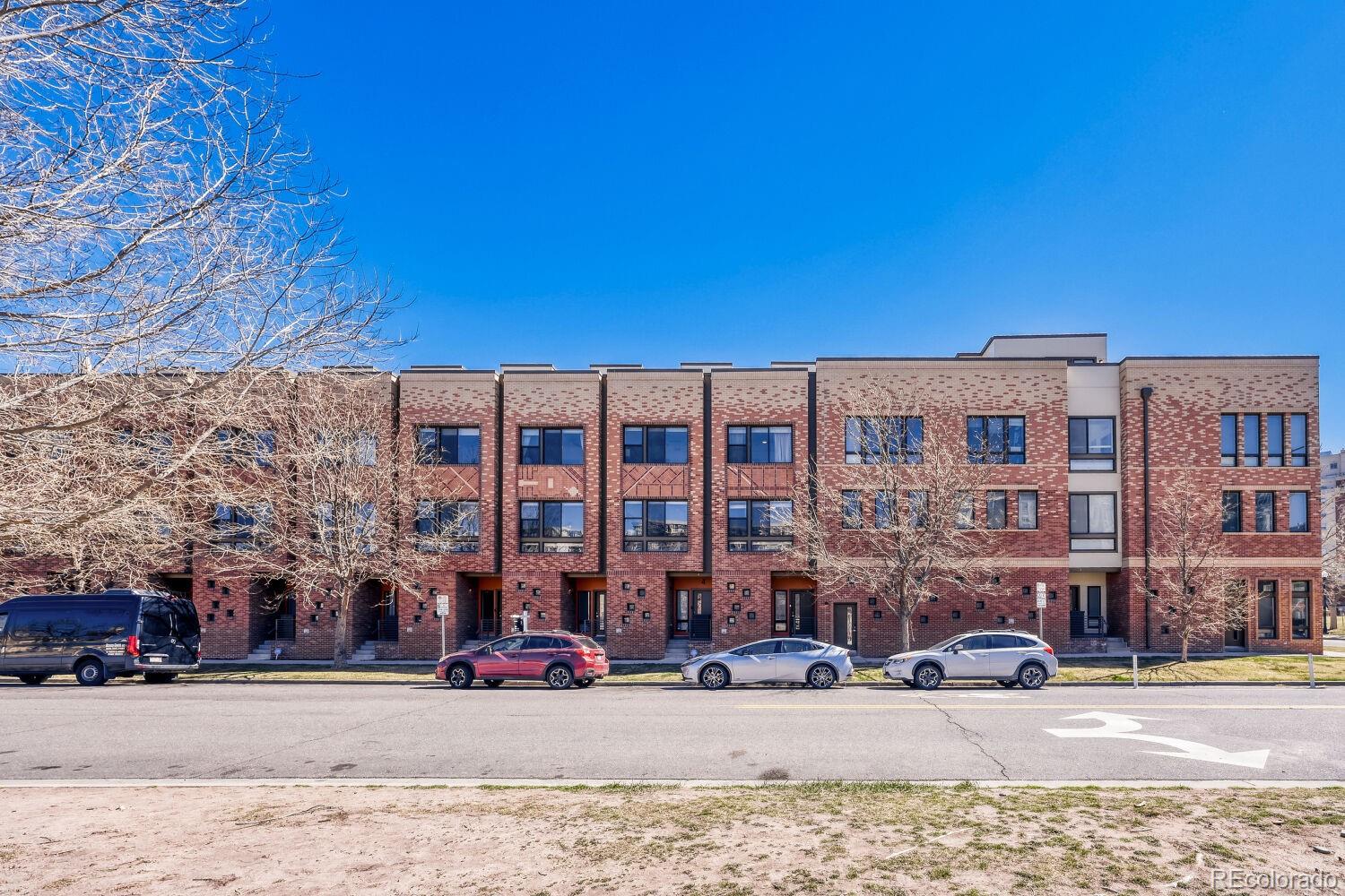 2200 Tremont Place Denver CO 80205