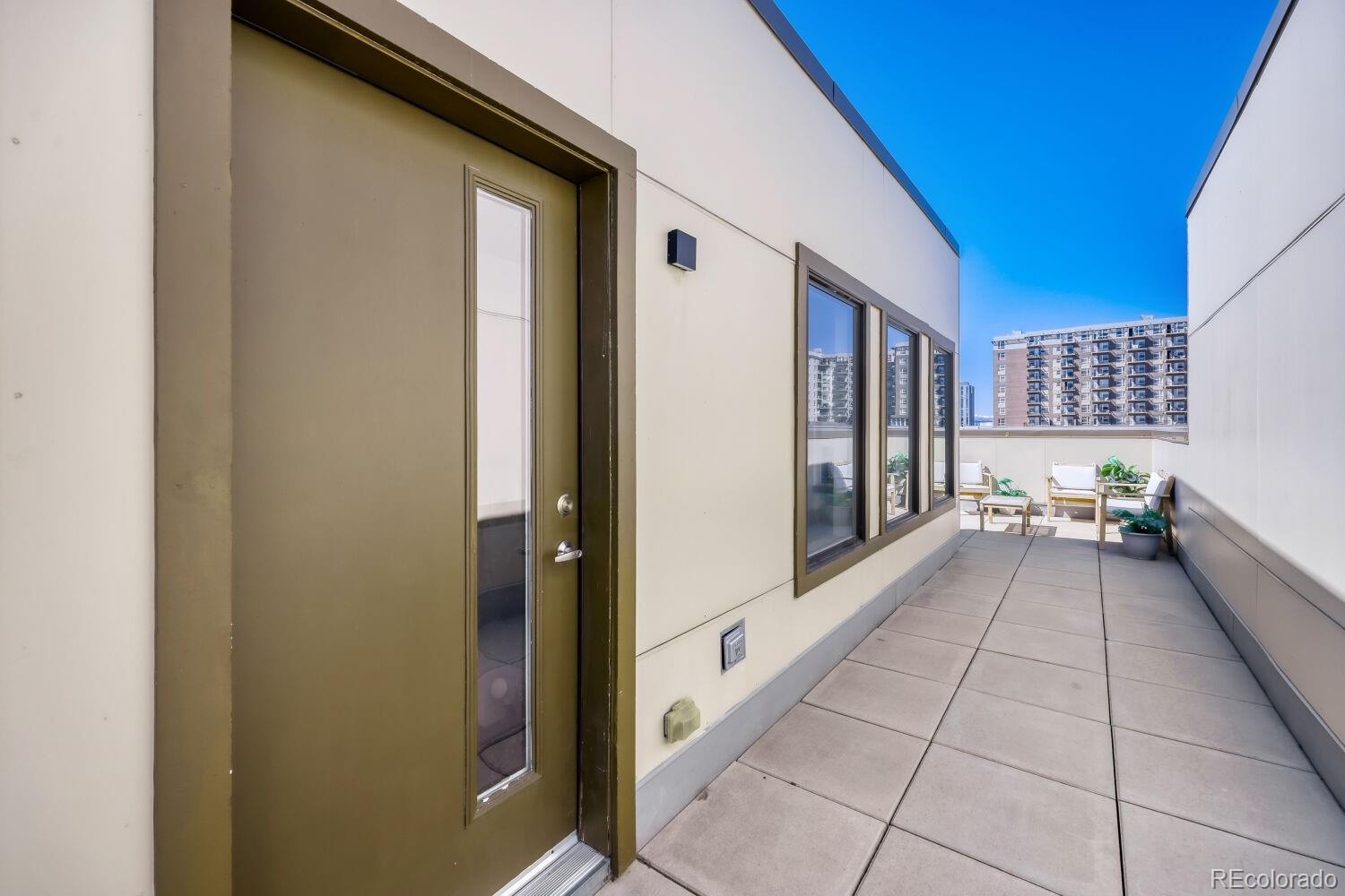 2200 Tremont Place Denver CO 80205