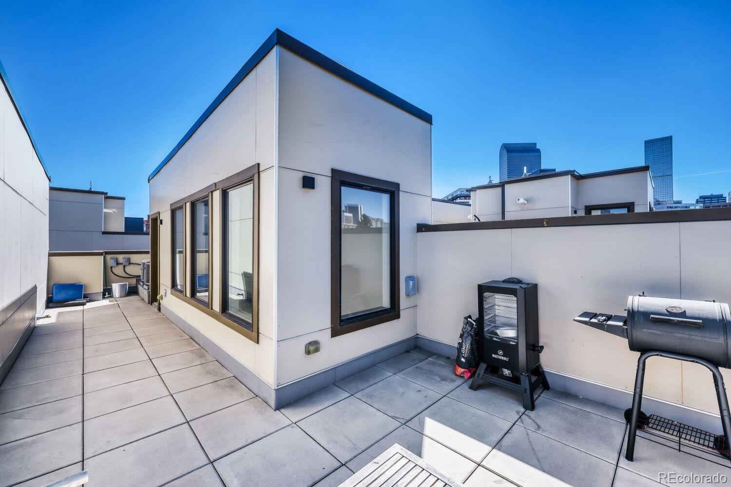 2200 Tremont Place Denver CO 80205