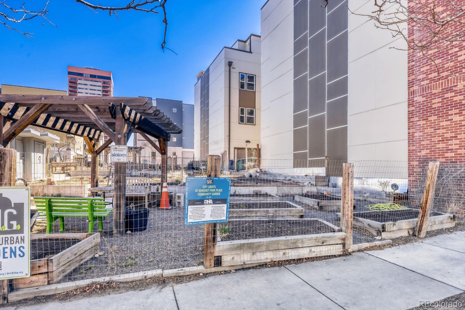 2200 Tremont Place Denver CO 80205
