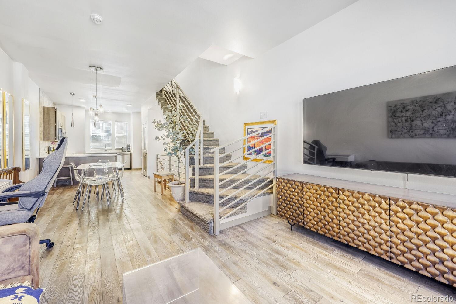 2200 Tremont Place Denver CO 80205