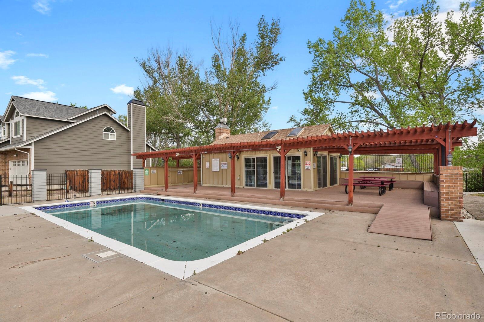 1214 S Flower Circle Lakewood CO 80232