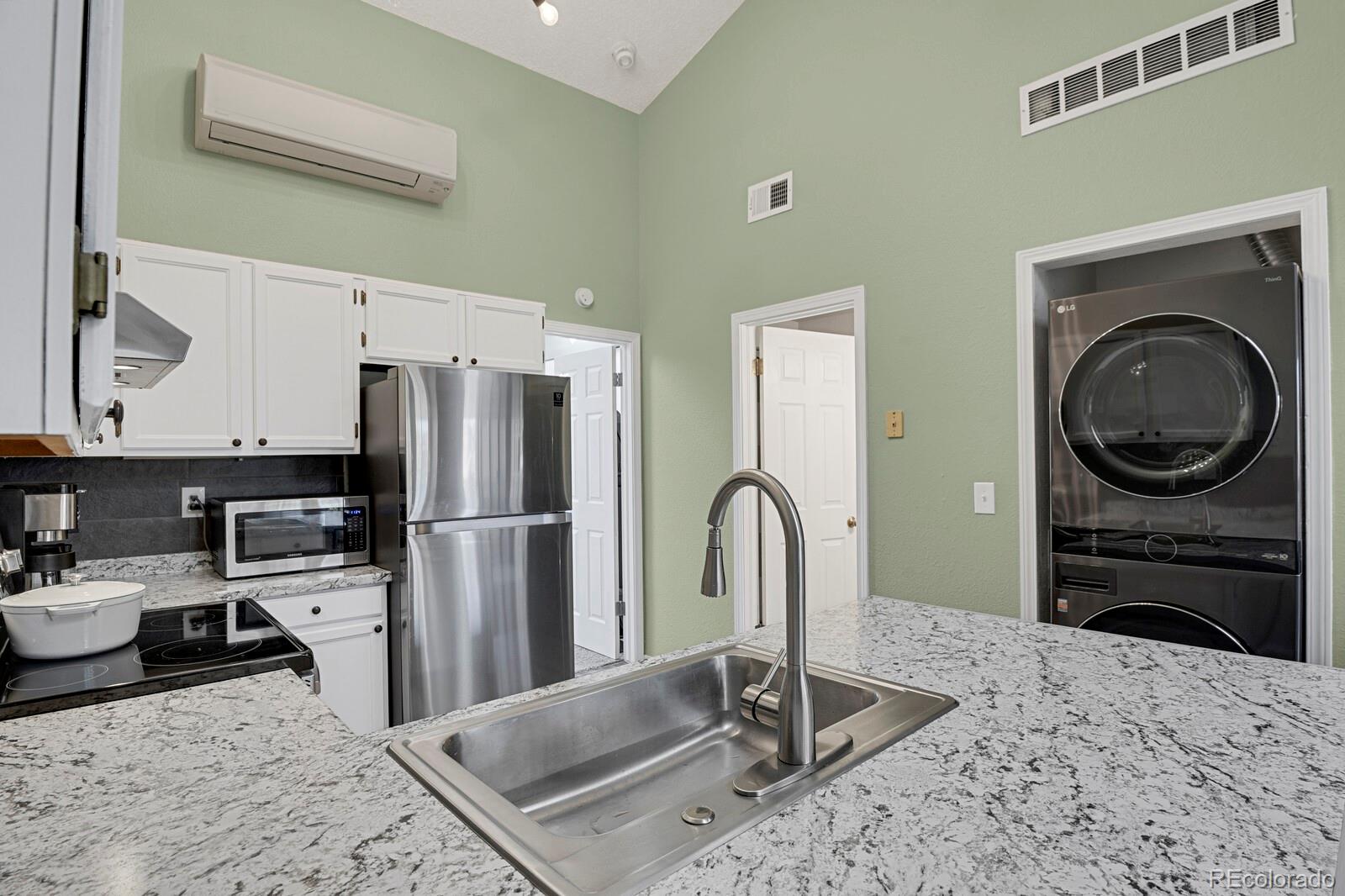 1214 S Flower Circle Lakewood CO 80232