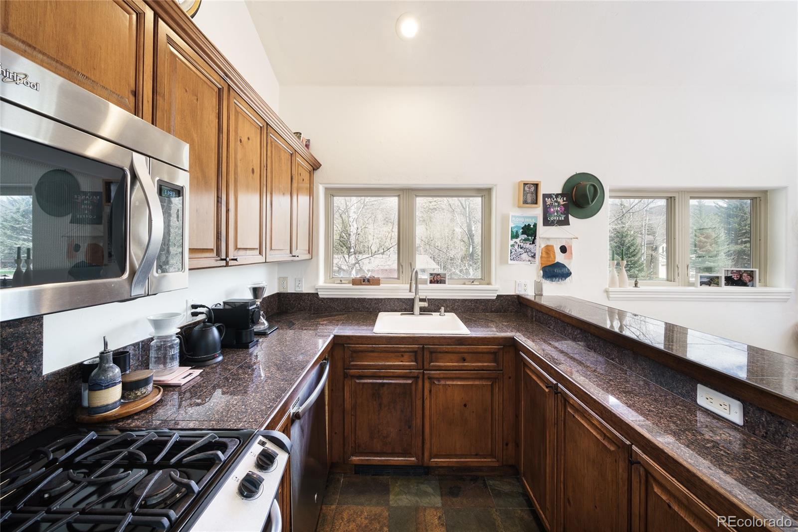 2782 Kinnikinnick Road Vail CO 81657