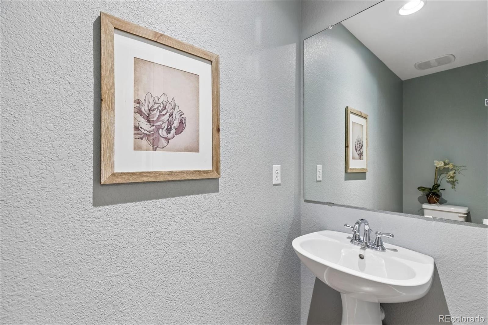 2944 Central Park Boulevard Denver CO 80238