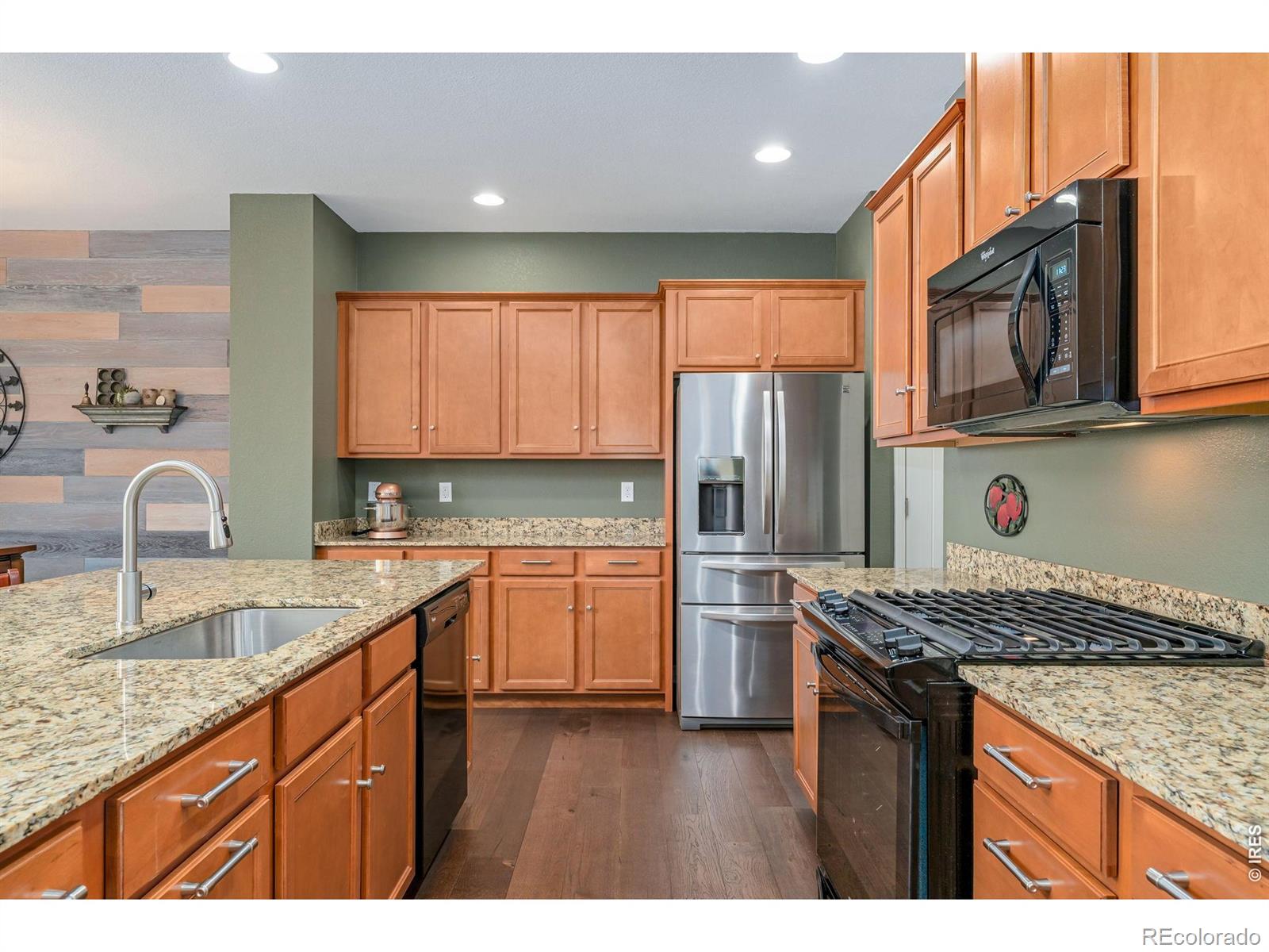 2316 Calais Drive Longmont CO 80504