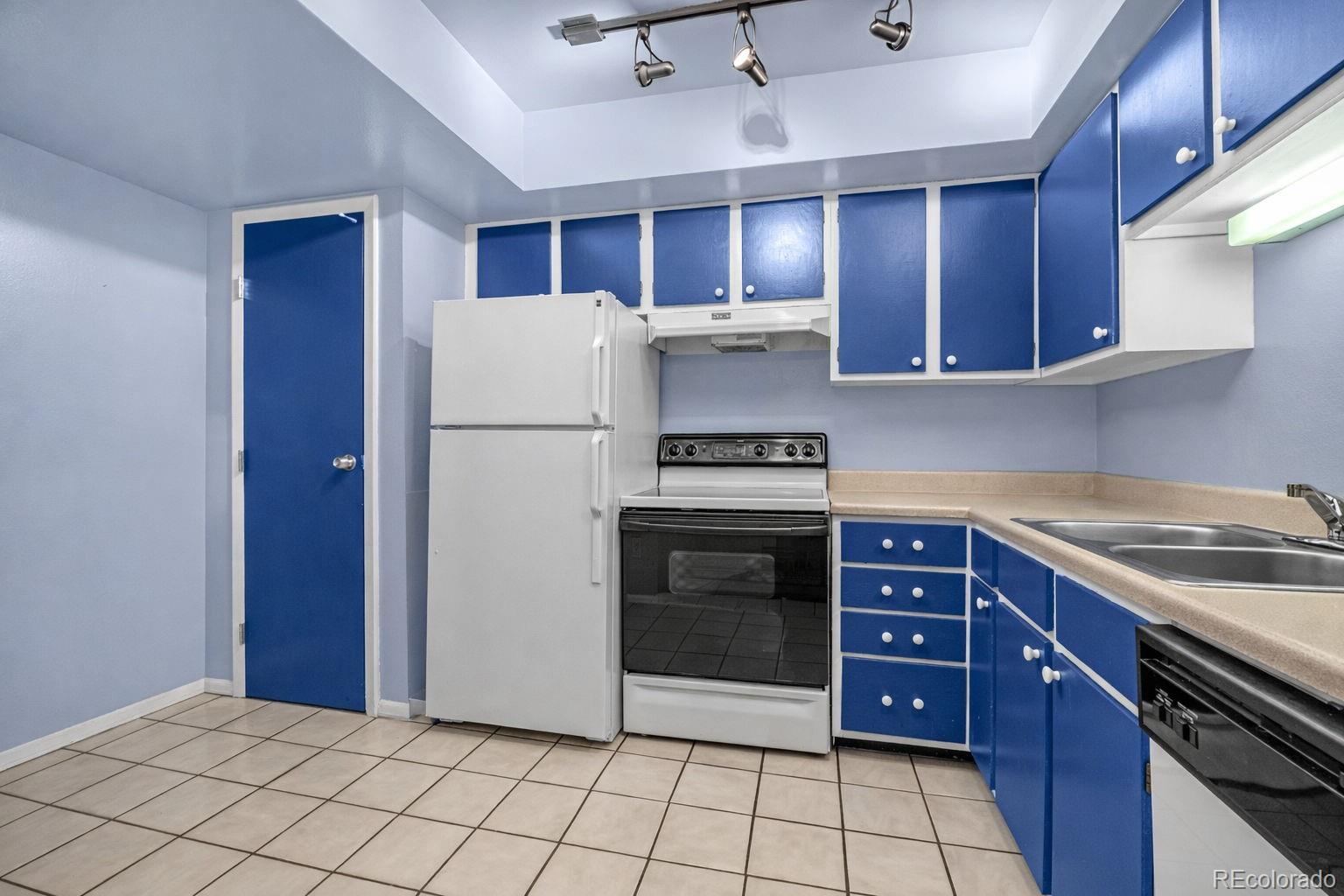 3550 S Harlan Street Denver CO 80235