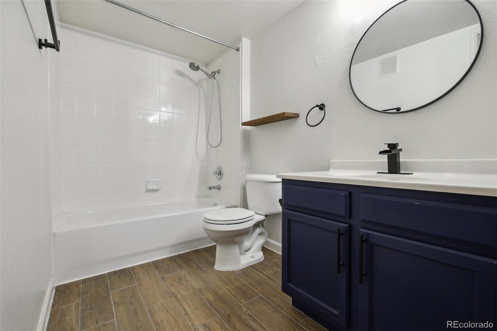 8775 W Berry Avenue Littleton CO 80123