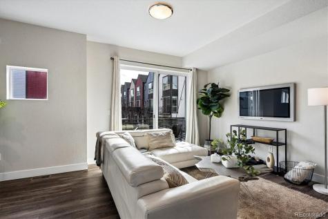 5621 W 11th Place Lakewood CO 80214