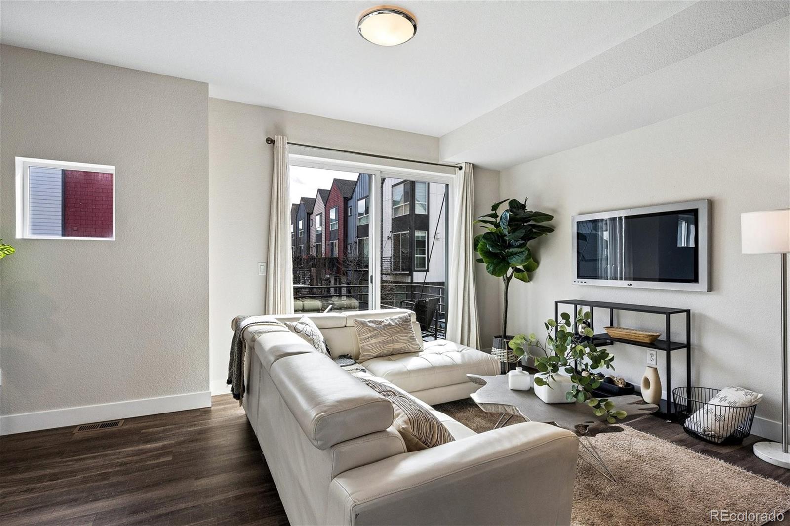 5621 W 11th Place Lakewood CO 80214