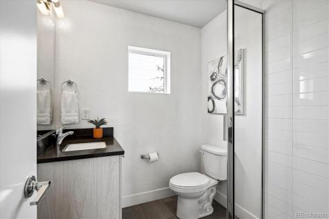 5621 W 11th Place Lakewood CO 80214