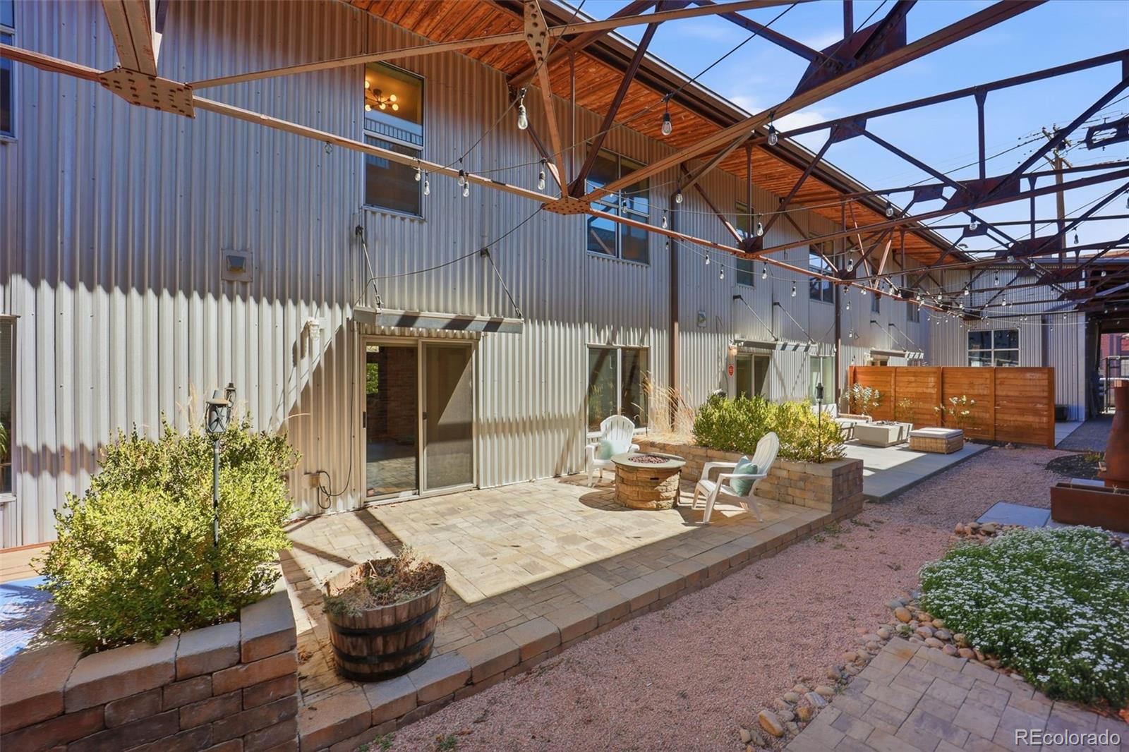 3033 Blake Street Denver CO 80205
