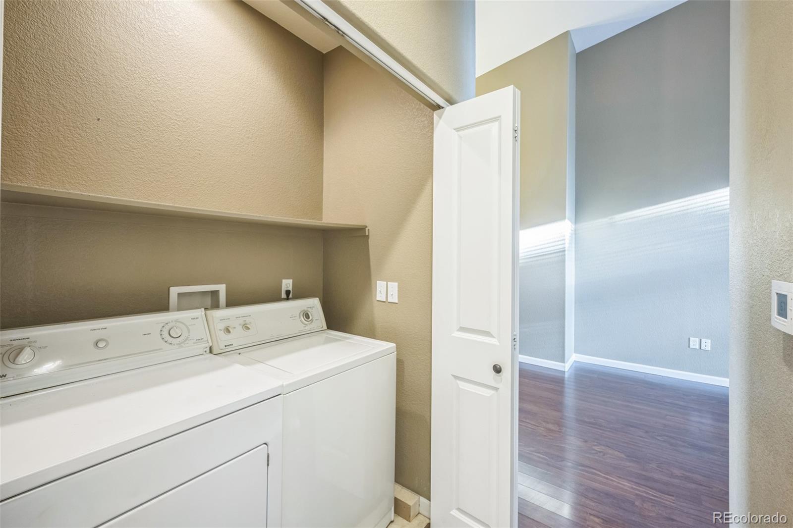 3995 S Dillon Way Aurora CO 80014
