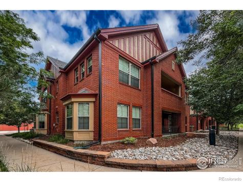 1379 Charles Drive Longmont CO 80503