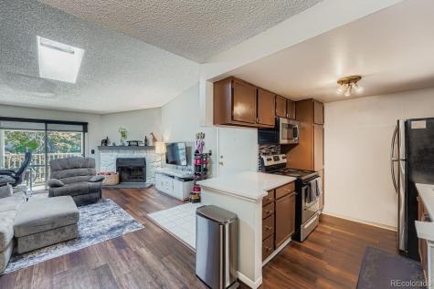 908 S Walden Way Aurora CO 80017