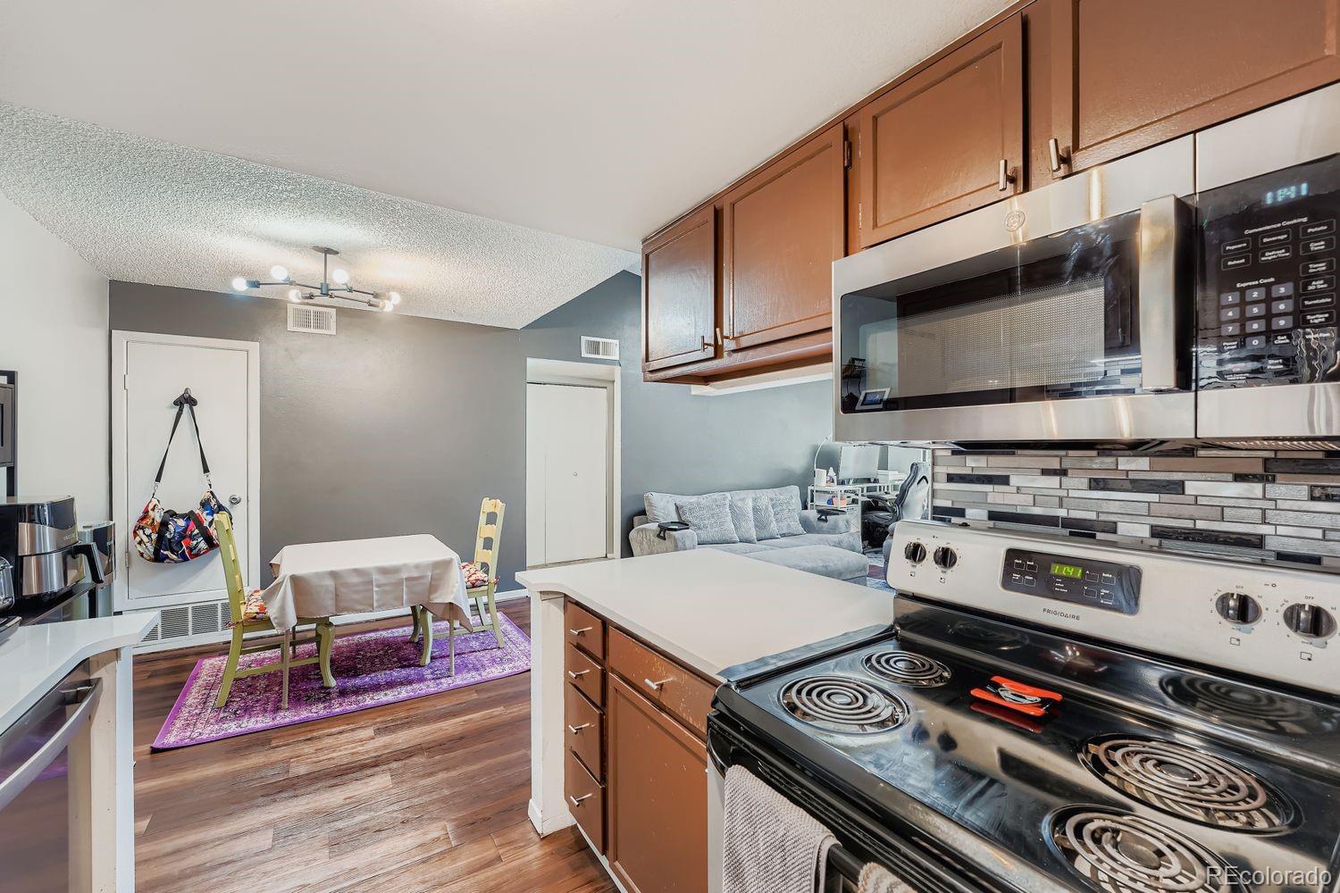 908 S Walden Way Aurora CO 80017