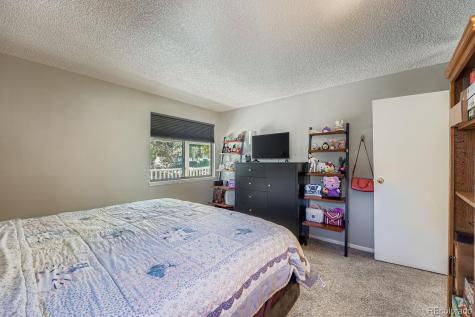 908 S Walden Way Aurora CO 80017