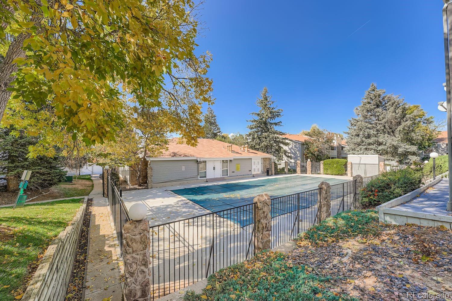 908 S Walden Way Aurora CO 80017