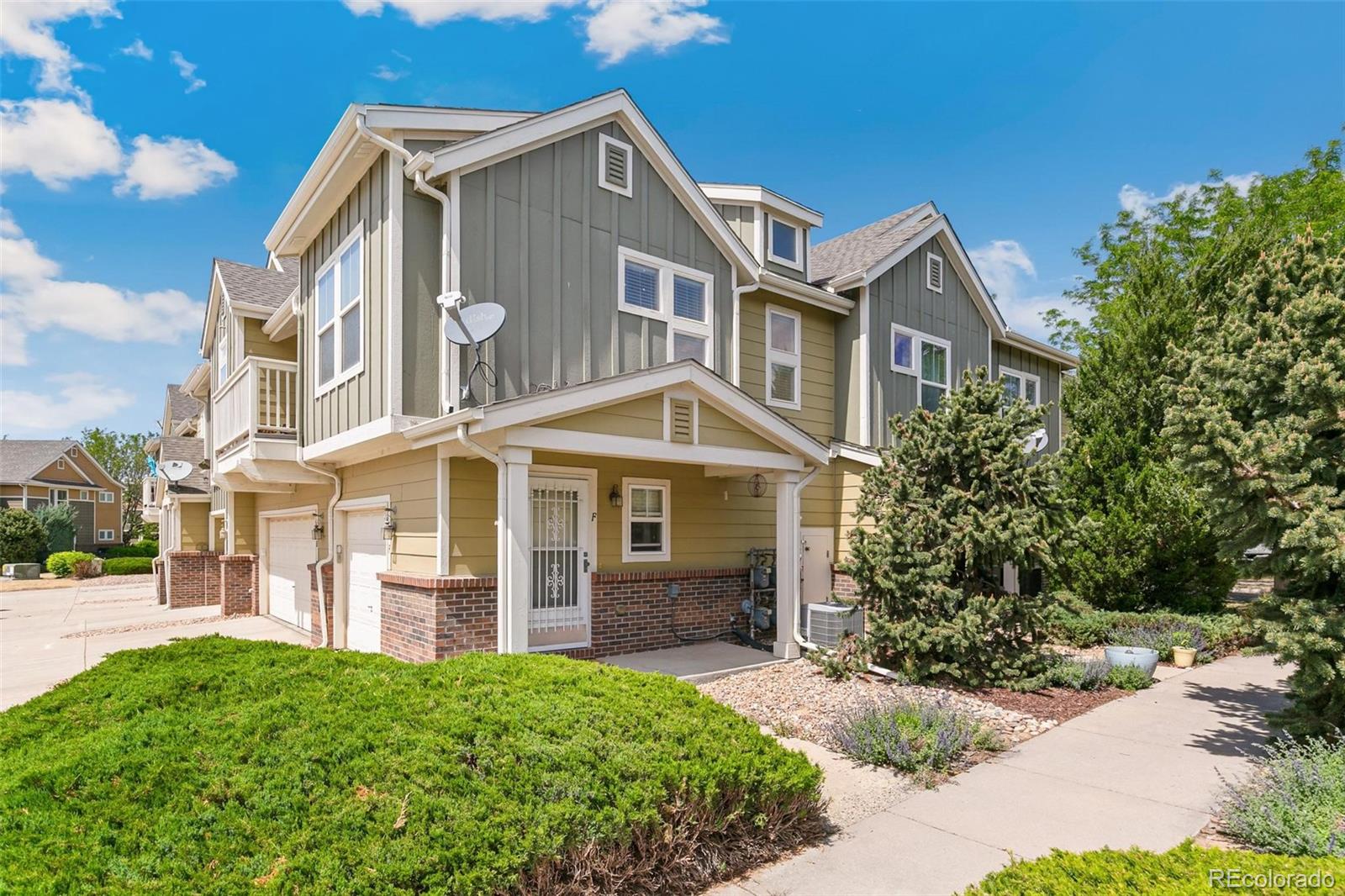 11922 Oak Hill Way Commerce City CO 80640