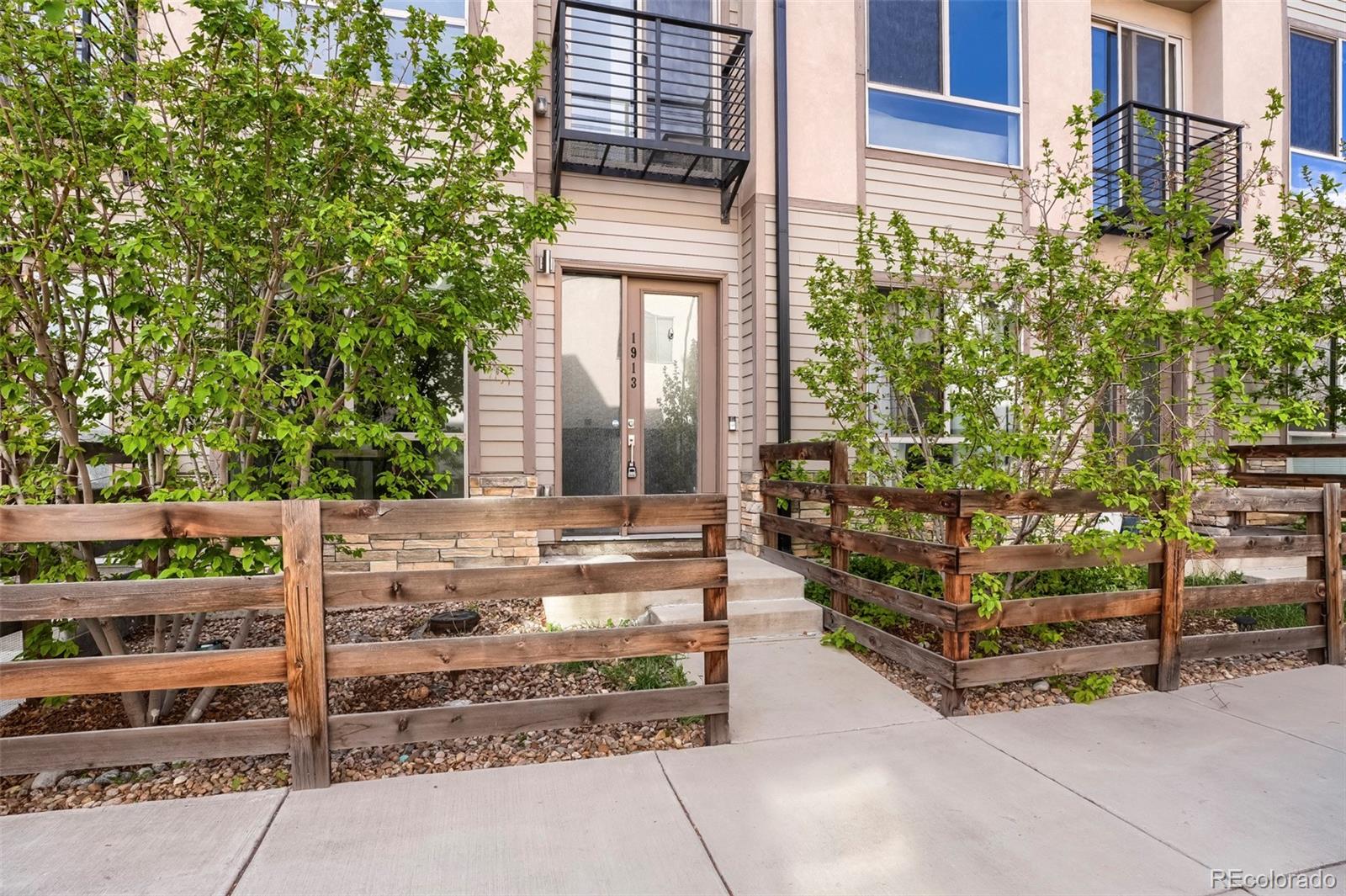 1913 Eaton Street Lakewood CO 80214