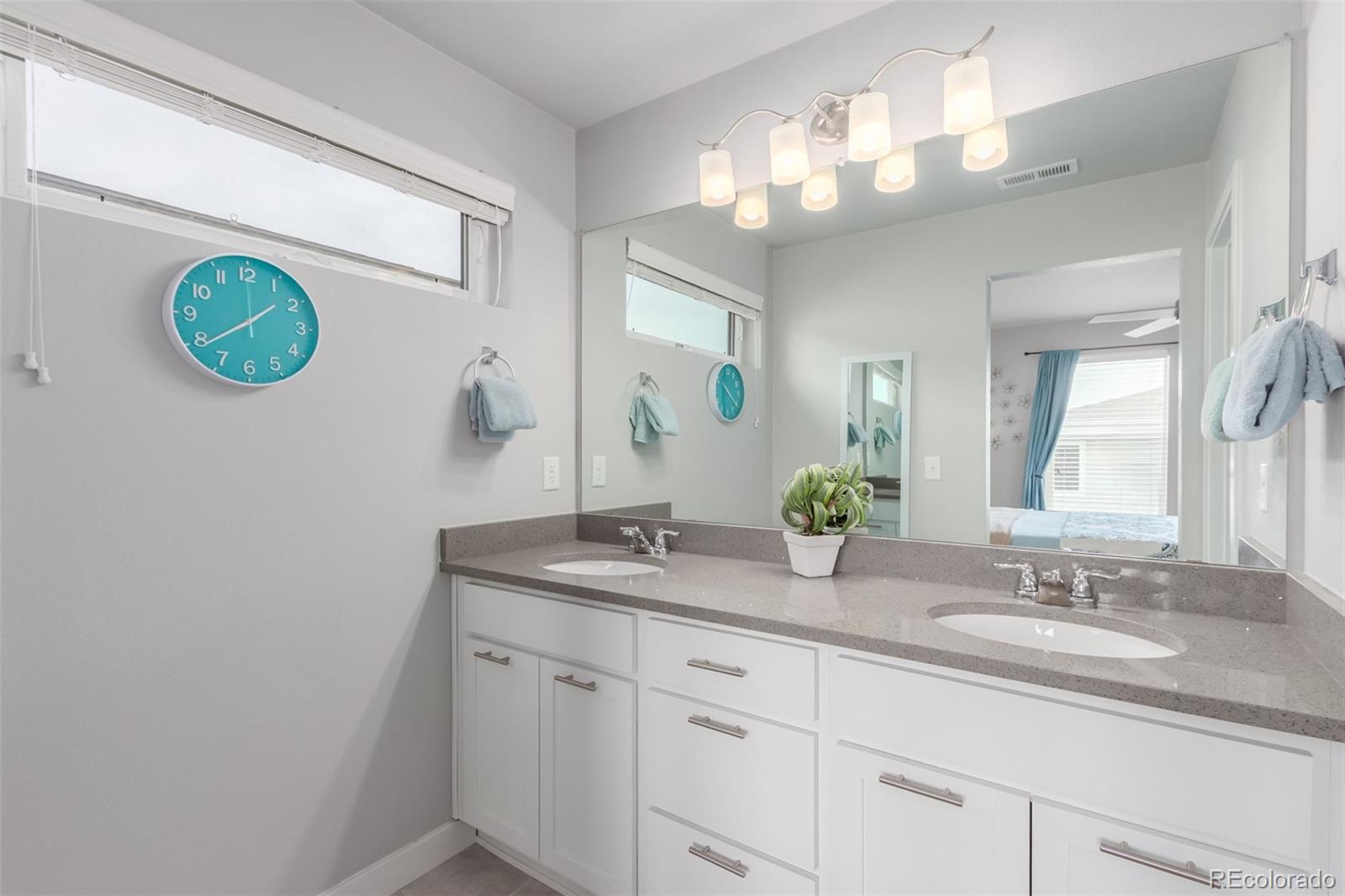 2359 S Tucson Street Aurora CO 80014