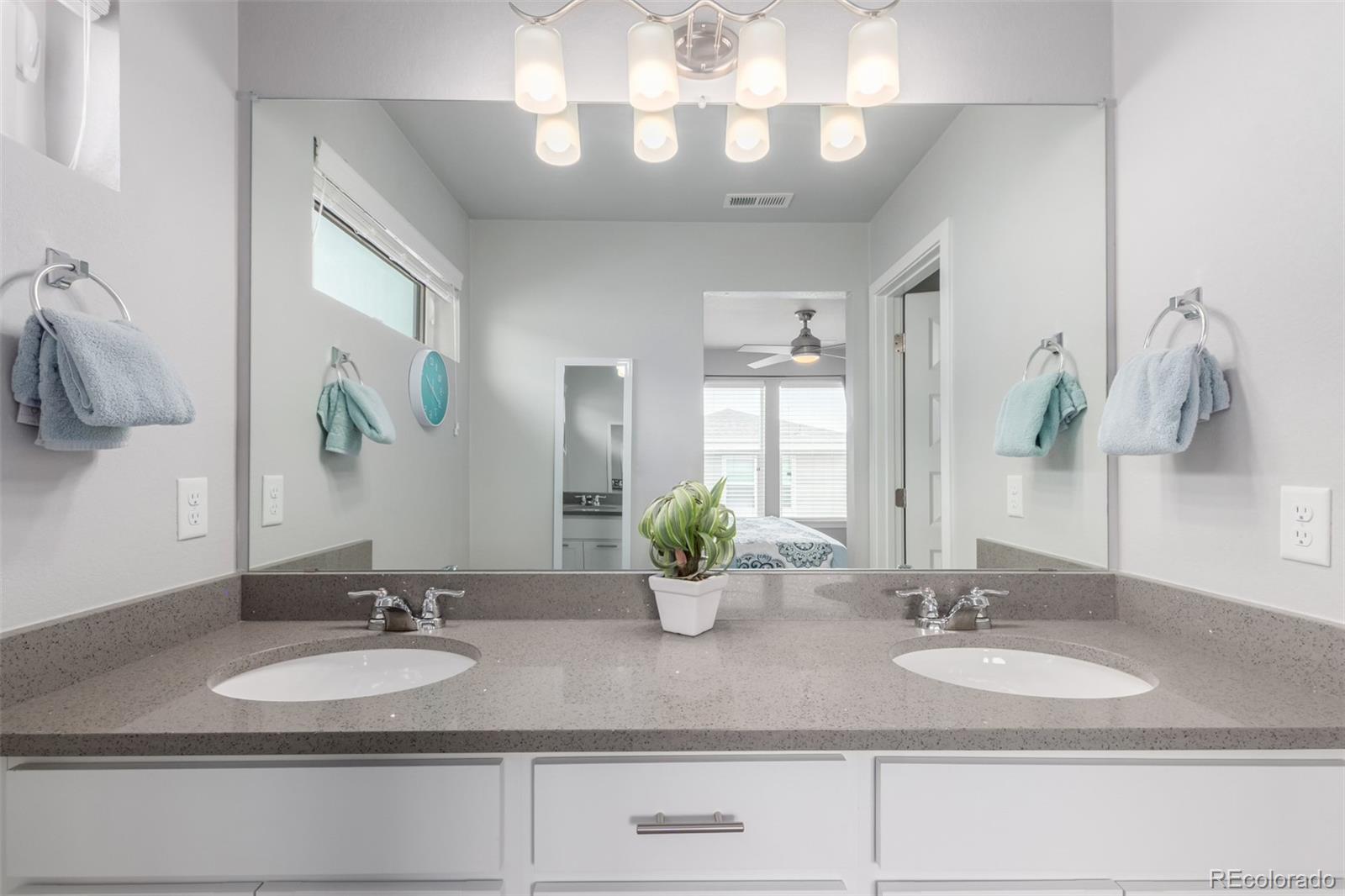 2359 S Tucson Street Aurora CO 80014