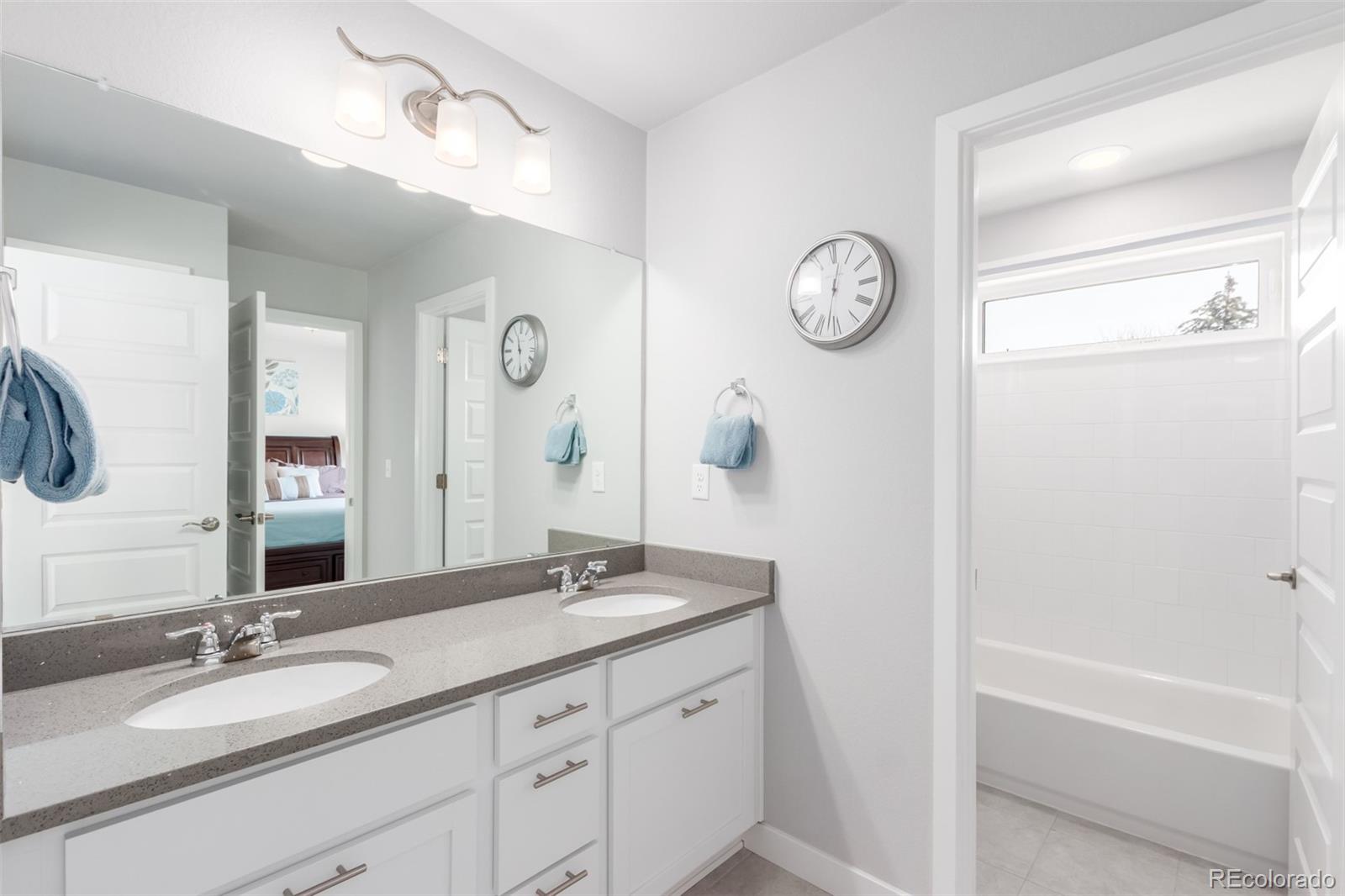 2359 S Tucson Street Aurora CO 80014