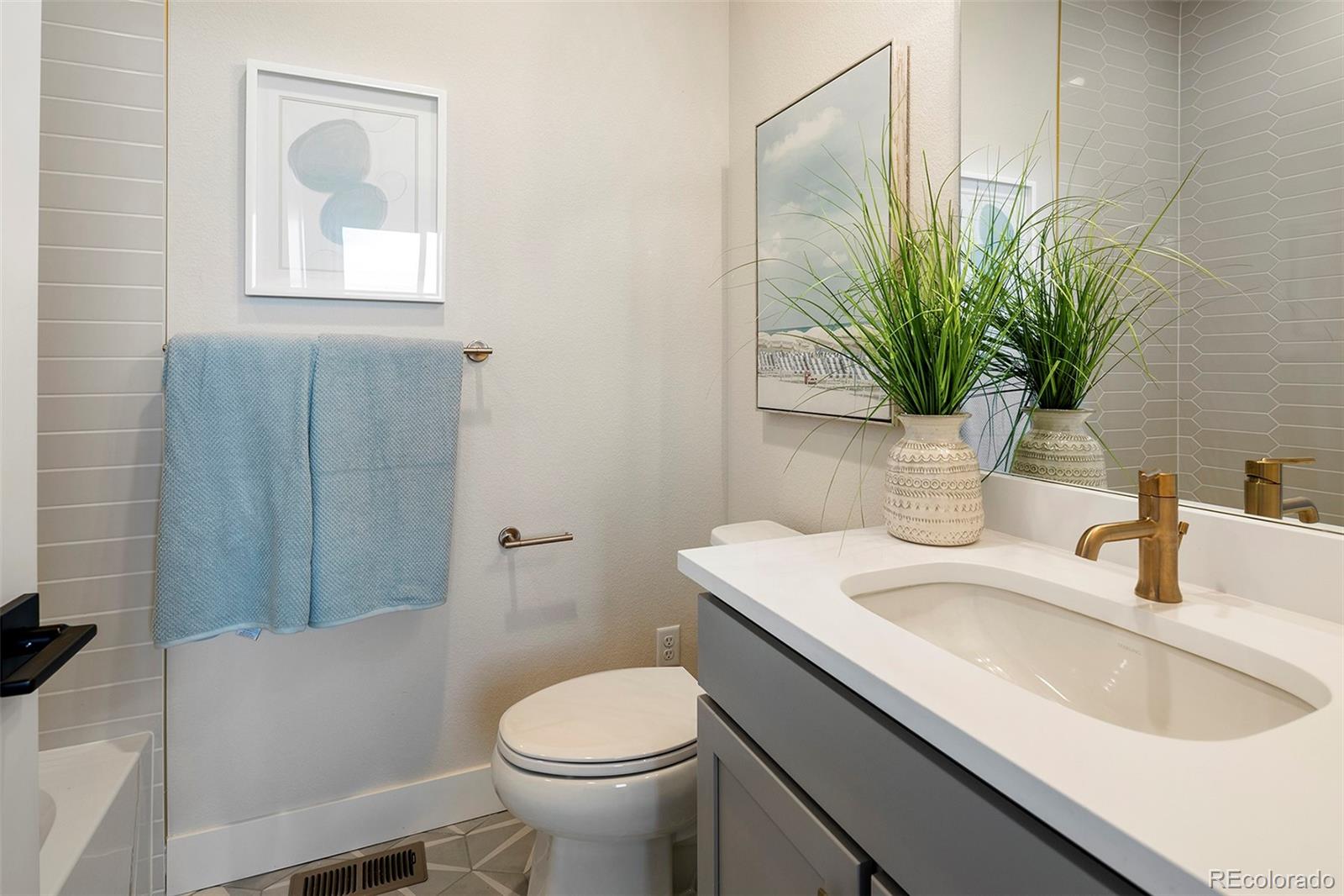 888 S Valentia Street Denver CO 80247