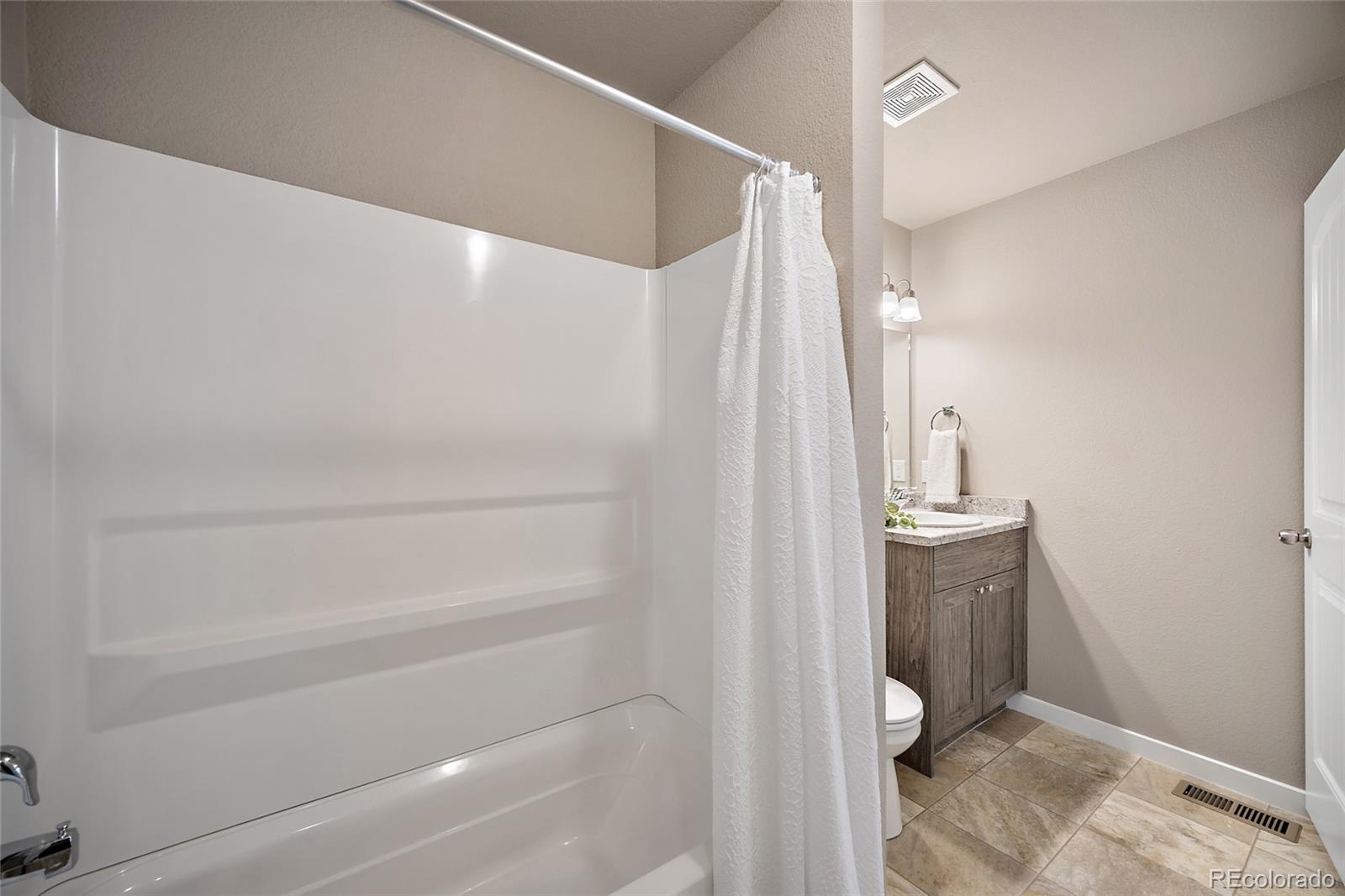 4634 Wharf Point Colorado Springs CO 80911