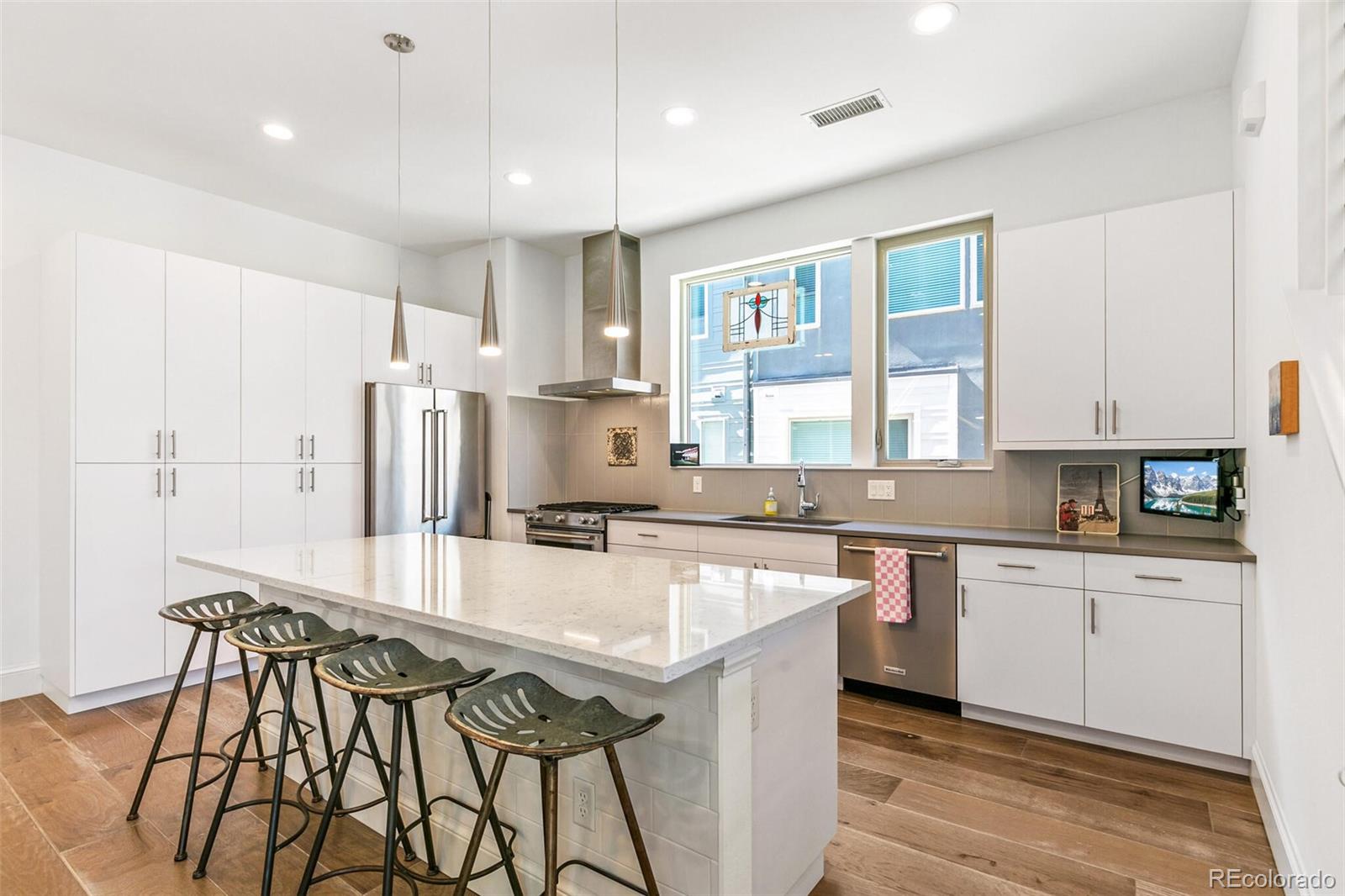 61 W 10th Avenue Denver CO 80204