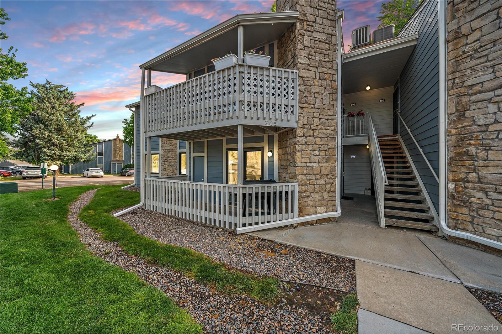 8335 Fairmount Drive Denver CO 80247